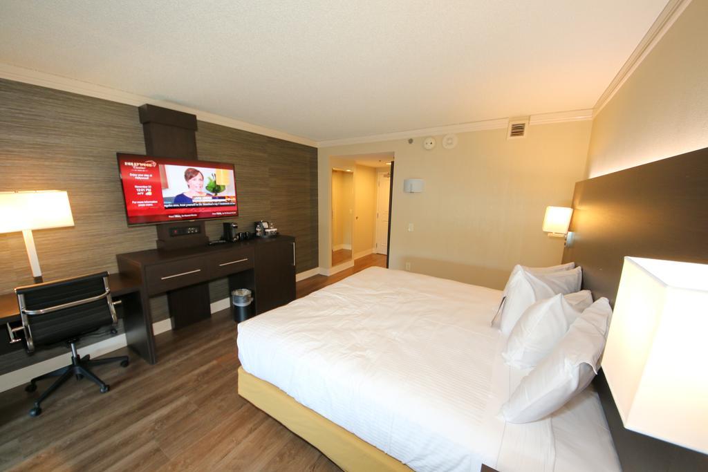 Отель Hollywood Casino St. Louis Мэриленд-Хайтс Экстерьер фото